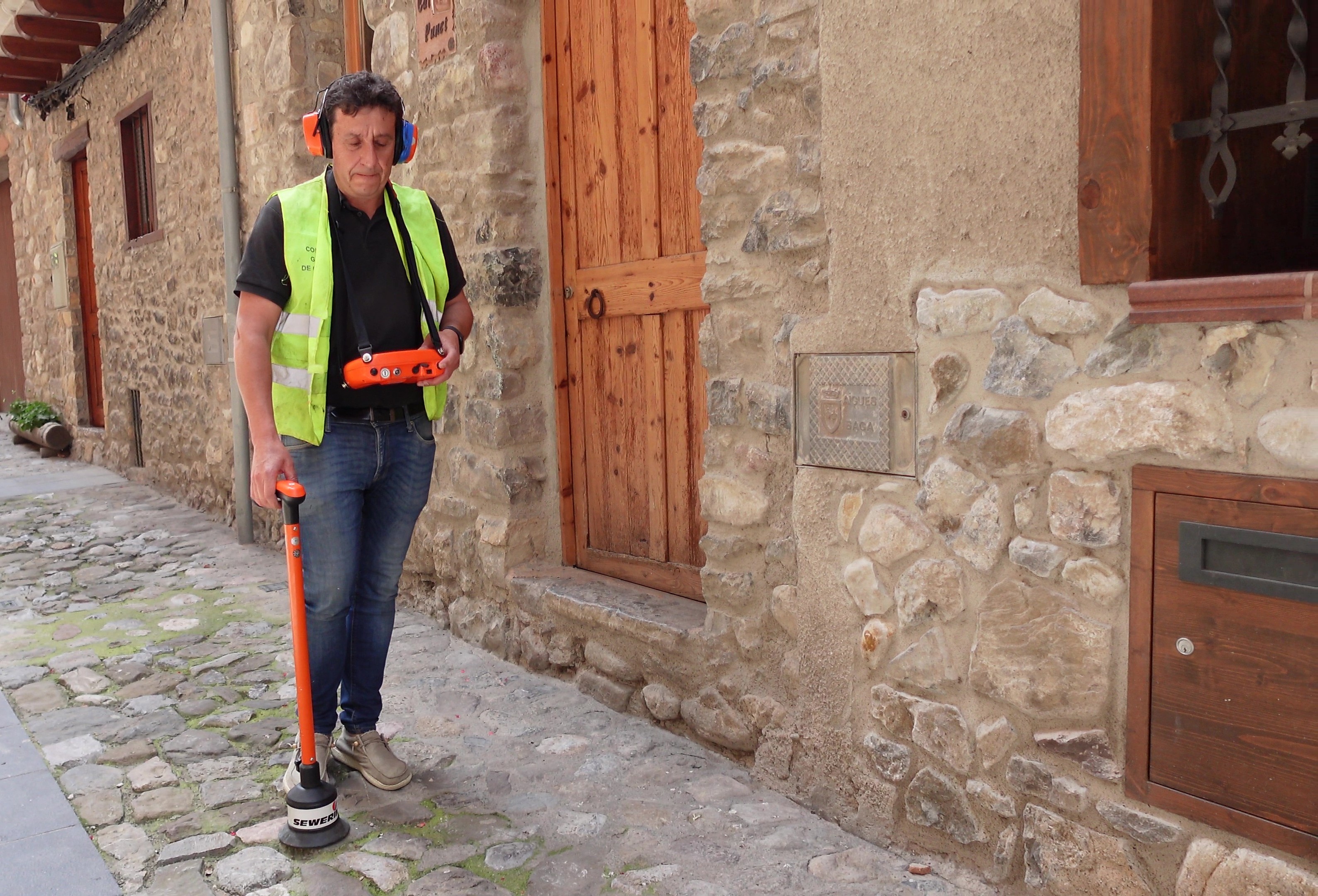 Ir a la noticia Impulsem amb l’Ajuntament de Bagà la gestió sostenible de l’aigua amb una campanya de detecció de fuites al municipi